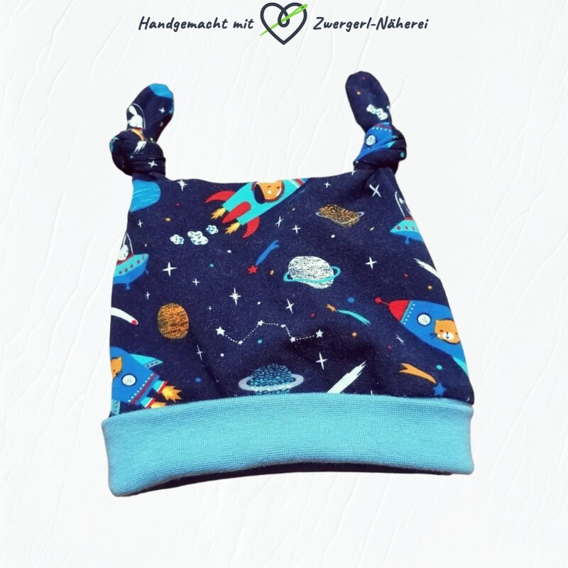 Haube Mütze Knotenhaube mit Weltall-Motiven umgekrempelt handmade für Babys und Kinder