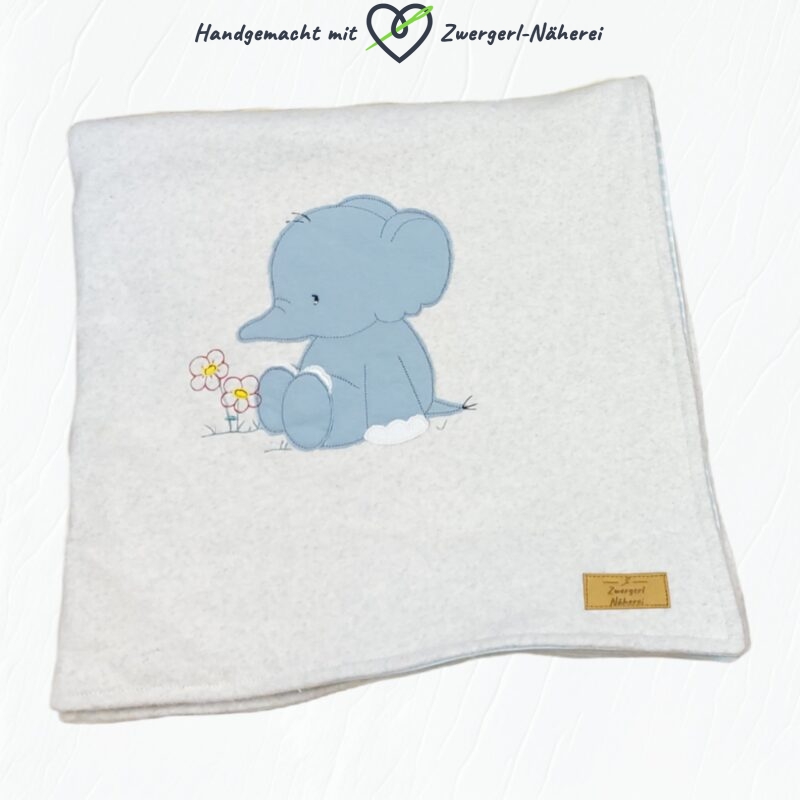 Kuscheldecke Ecru mit Elefant-Stickapplikation handmade für Babys und Kinder