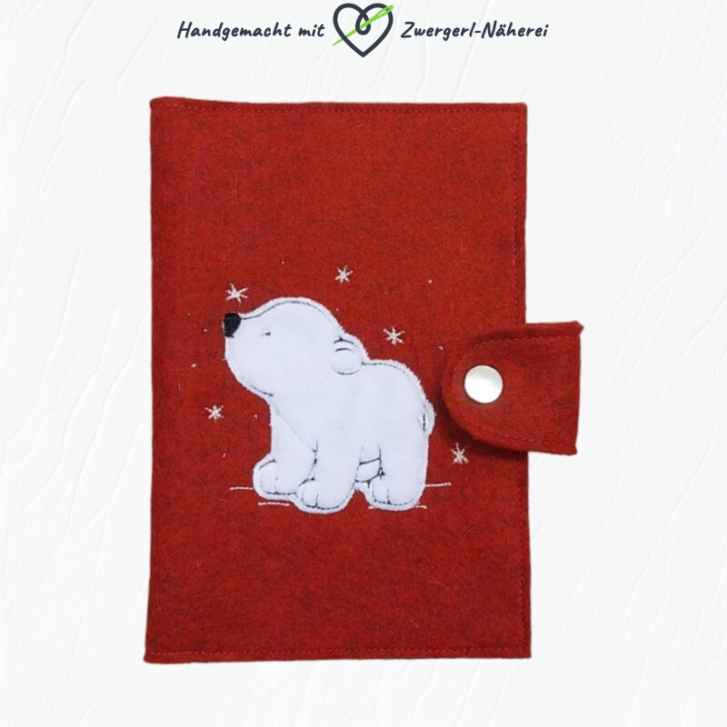 Mutterkindpass-Hülle roter Wollfilz mit Eisbär-Motiv Stickapplikation in Top handmade Qualität Vorderansicht