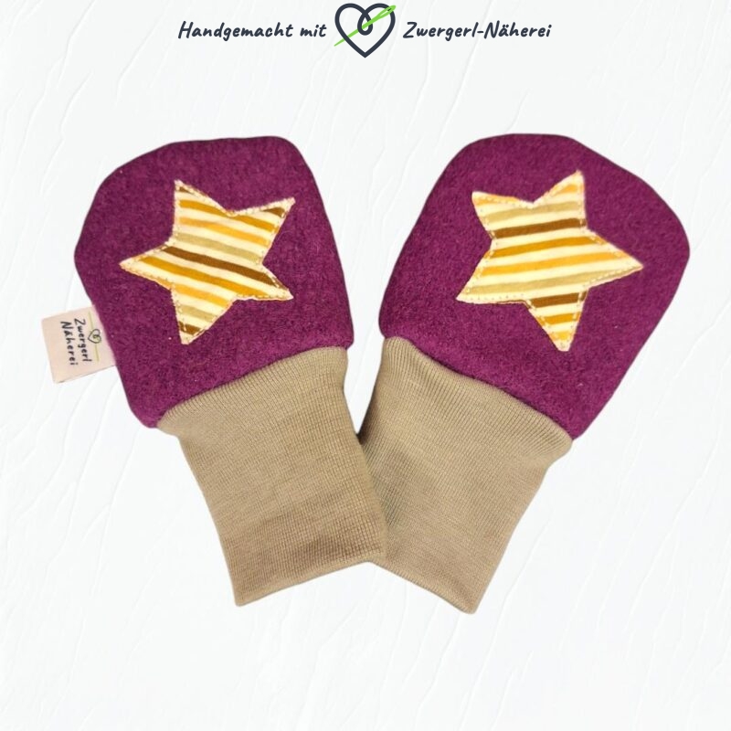 Fäustlinge Handschuhe Lila mit Stern und Streifenmuster Winterzeit Top handmade Qualität Vorderansicht