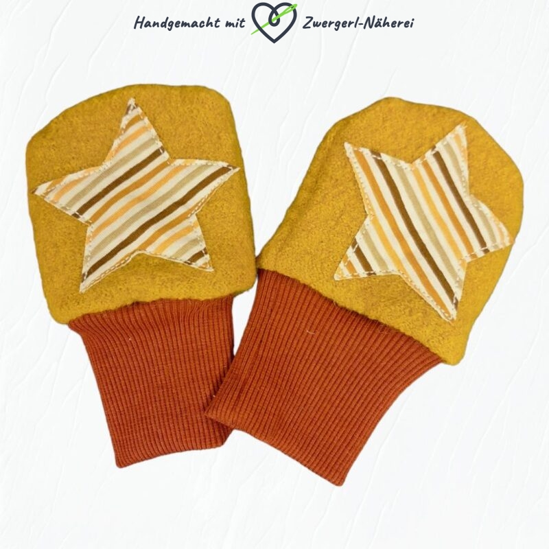 Fäustlinge Handschuhe Senfgelb mit Stern rotbraunes Bündchen und Streifenmuster Winterzeit Top handmade Qualität Vorderansicht
